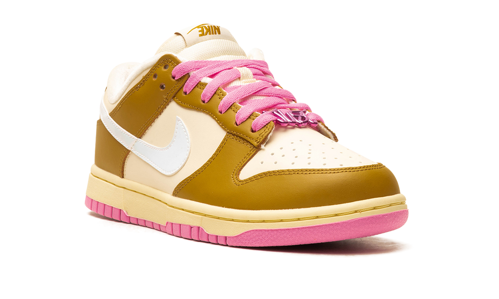 Nike Dunk Bronzine Pink 