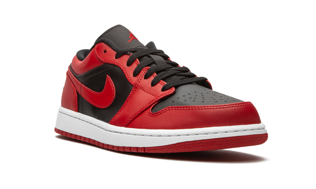 Jordan 1 Low Bred Toe Red 