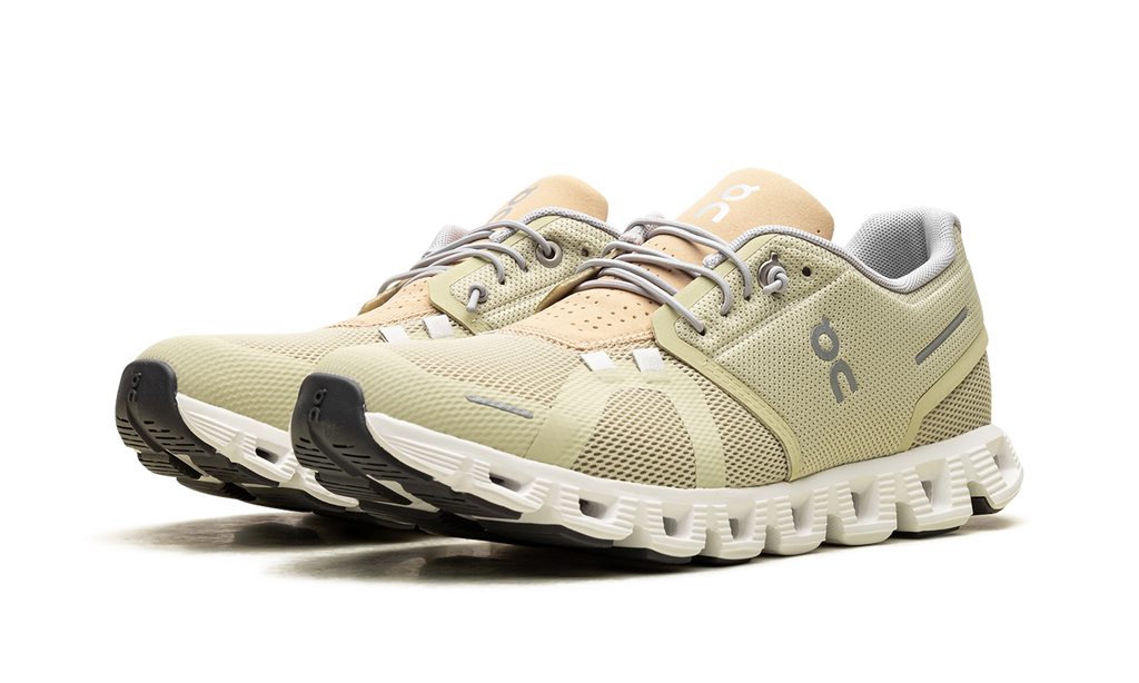 Em Running Cloud 5 Haze Sand