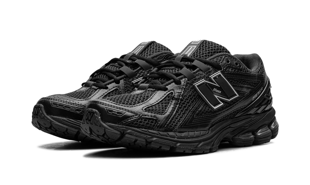 New Balance 1906R "Metallic Black"