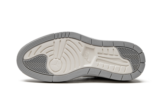 Jordan 1 Elevate Low Wolf Gray 