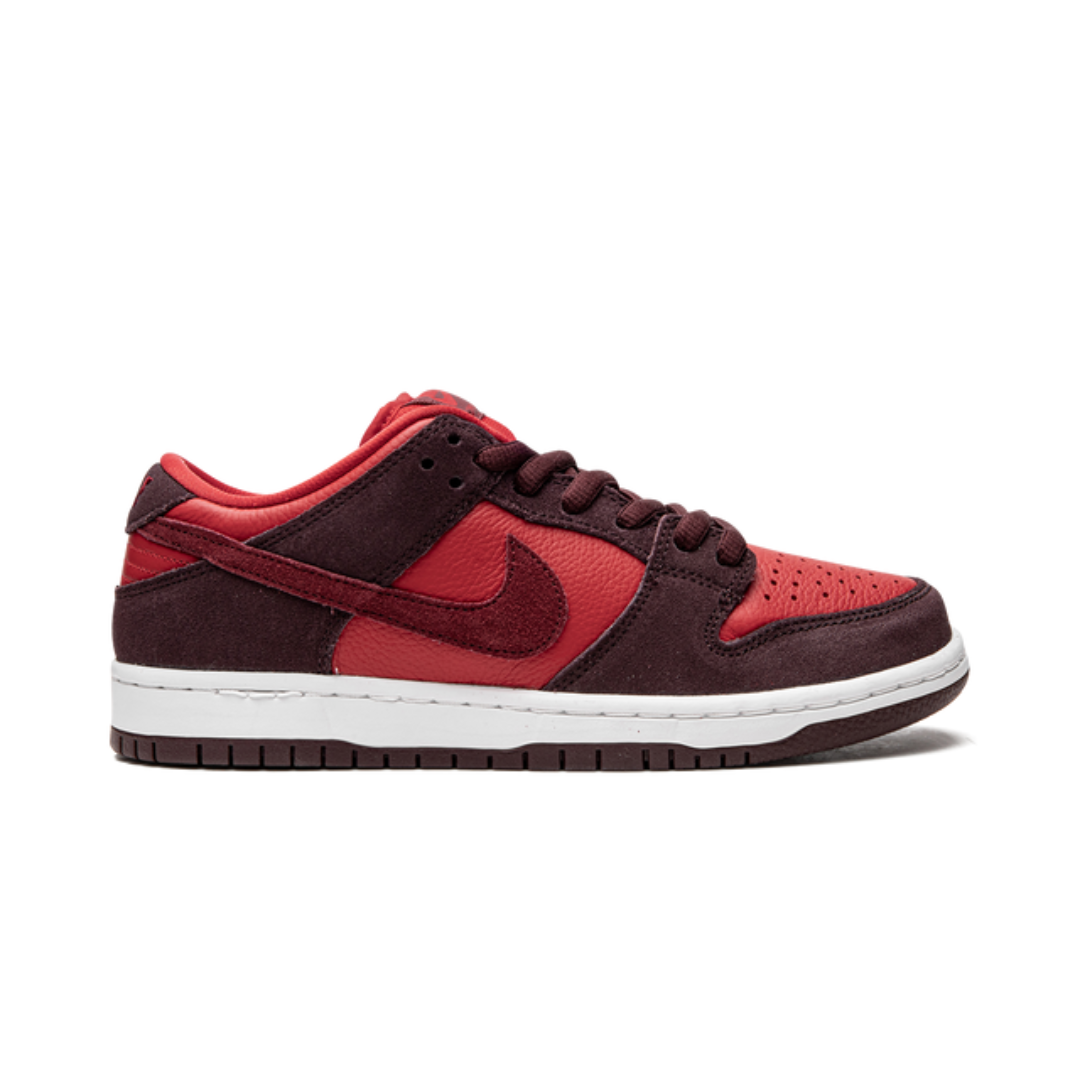 Nike SB Dunk Low Cherry 
