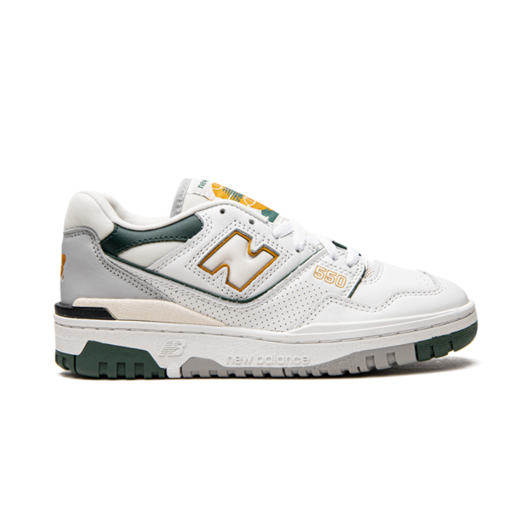 New Balance 550 White Nightwatch Verde