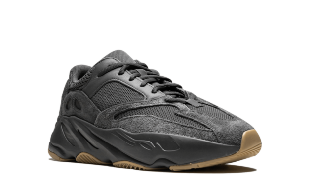 Adidas Yeezy Boost 700 Utility black 