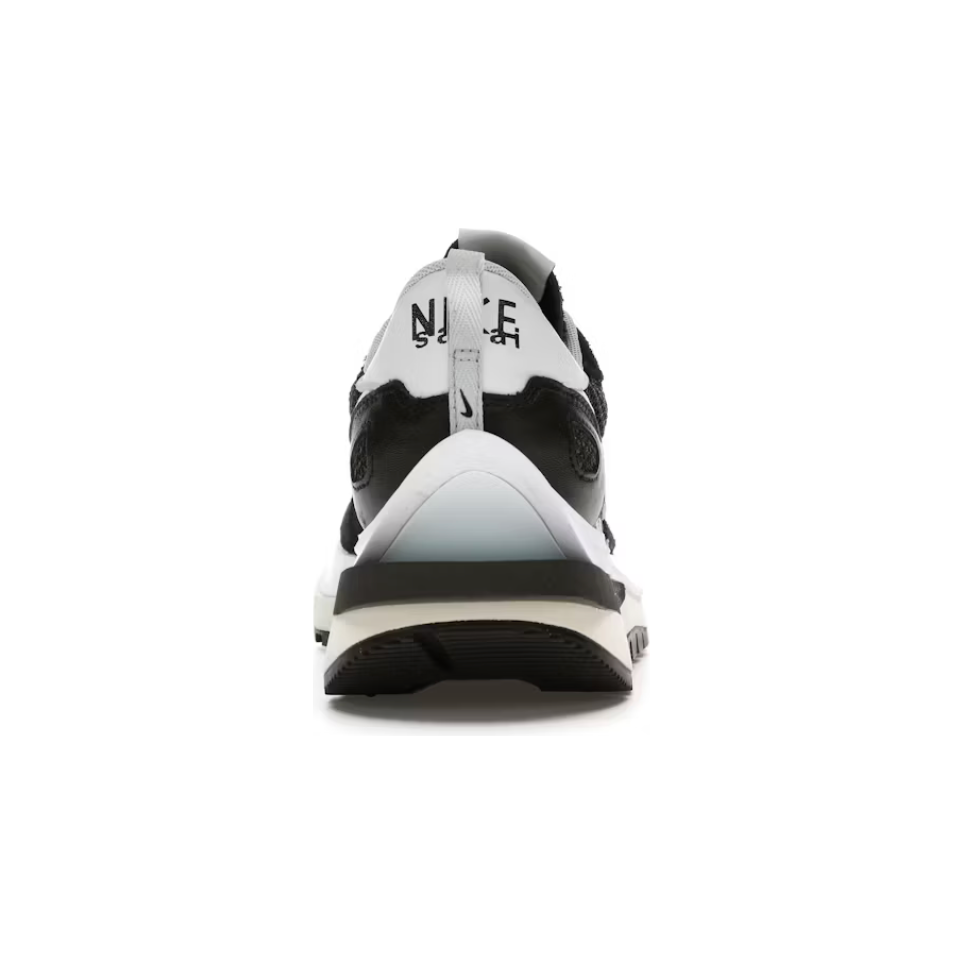 Nike Vaporwaffle sacai Black White
