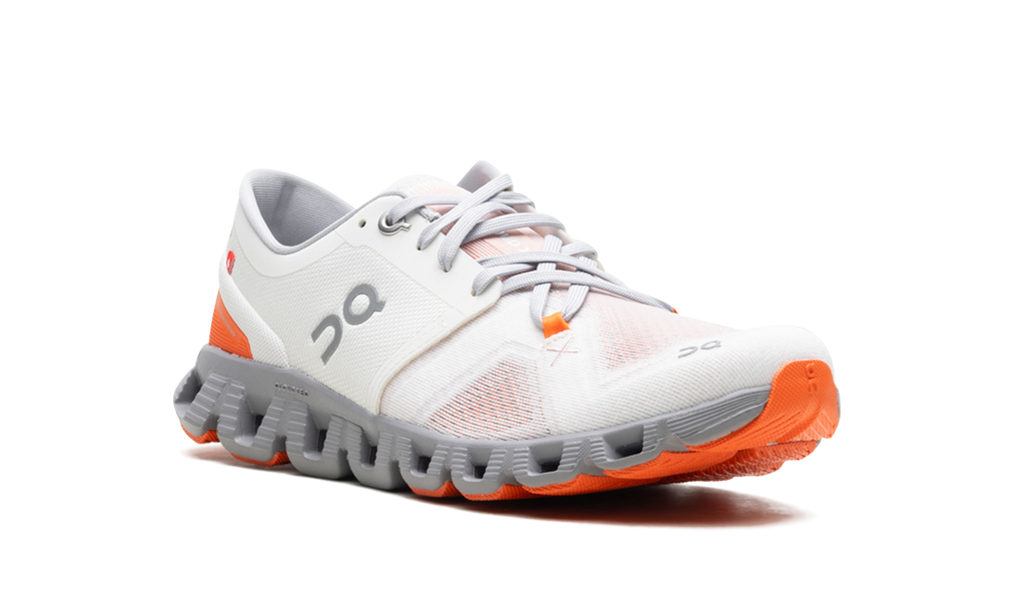 In Running Cloud X 3 Ivory Alloy