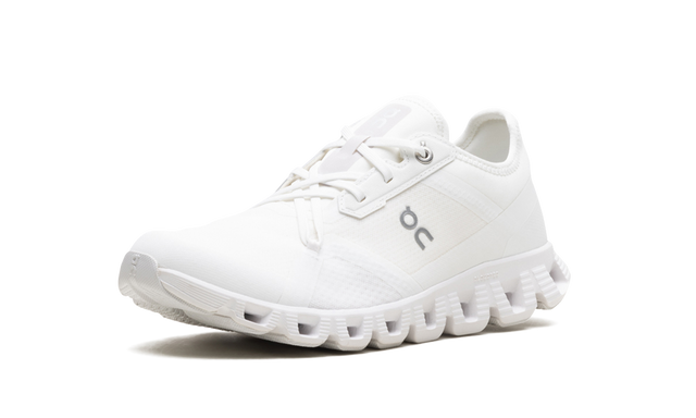 Em Running Cloud X 3AD Undyed White