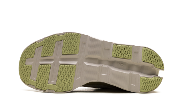 On Cloudmonster 2 - Undyed Yellow