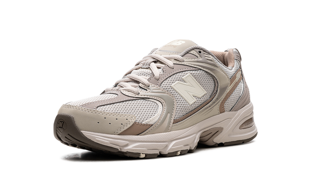 Beige New Balance 530 Cream