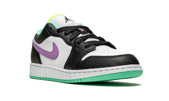 Jordan 1 Low Green Glow Violet Shock 