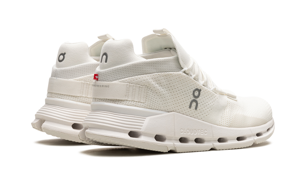 Running Cloudnova Undyed-White