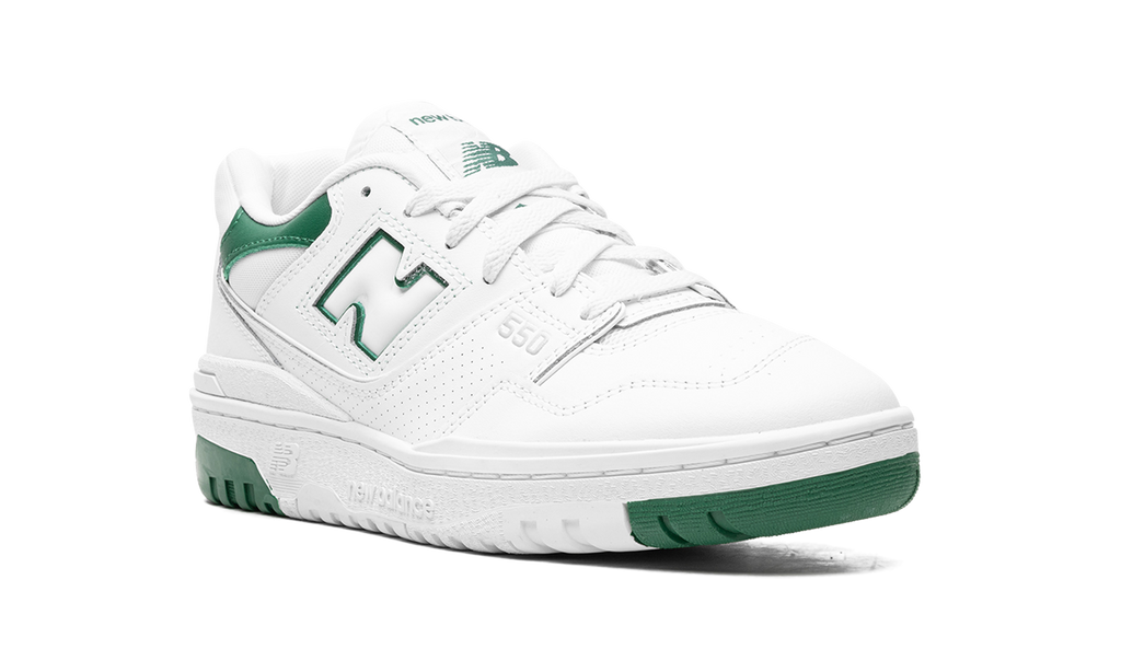New Balance 550 White Classic Pin