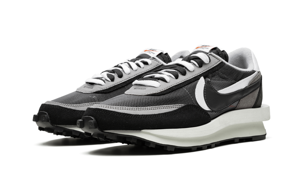 Nike Waffle Sacai Black 