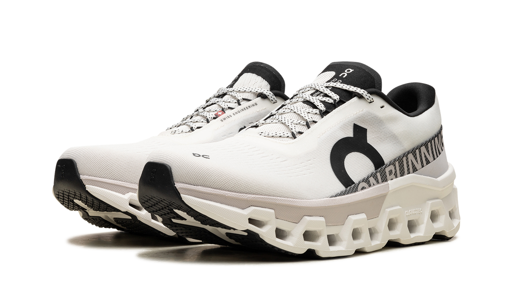 On Cloudmonster 2 - Undyed/Frost