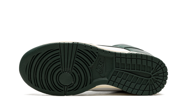 Nike Dunk Low Vintage Verde