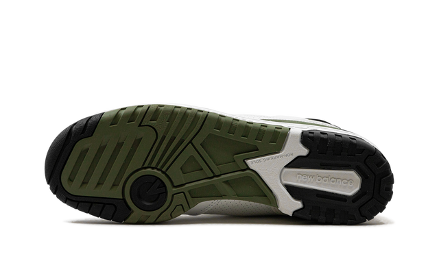 New Balance 550 White / Dark Olive